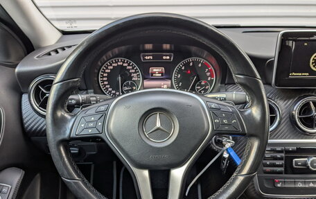 Mercedes-Benz GLA, 2015 год, 1 960 000 рублей, 21 фотография