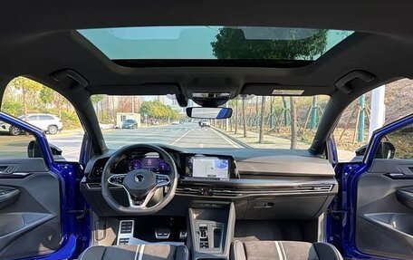 Volkswagen Golf VIII, 2021 год, 2 600 000 рублей, 9 фотография