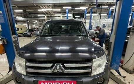Mitsubishi Pajero IV, 2008 год, 1 699 000 рублей, 2 фотография
