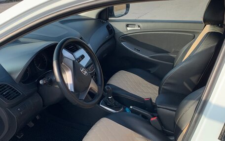 Hyundai Solaris II рестайлинг, 2014 год, 745 000 рублей, 6 фотография