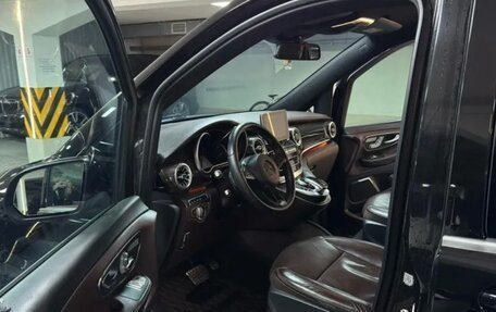 Mercedes-Benz V-Класс, 2015 год, 4 100 000 рублей, 4 фотография