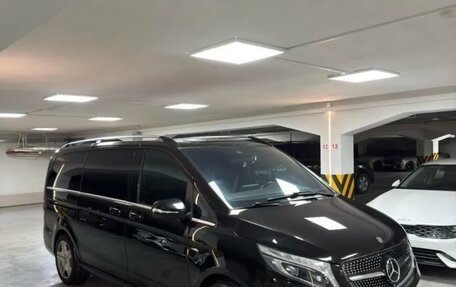 Mercedes-Benz V-Класс, 2015 год, 4 100 000 рублей, 2 фотография