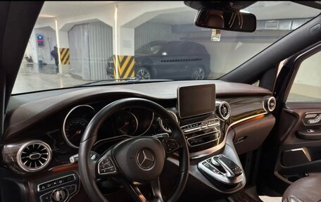 Mercedes-Benz V-Класс, 2015 год, 4 100 000 рублей, 6 фотография