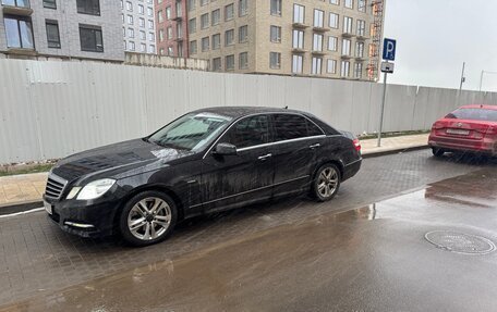 Mercedes-Benz E-Класс, 2011 год, 1 700 000 рублей, 2 фотография