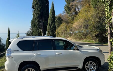 Toyota Land Cruiser Prado 150 рестайлинг 2, 2010 год, 3 350 000 рублей, 5 фотография