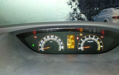 Toyota Ractis I, 2009 год, 700 000 рублей, 11 фотография