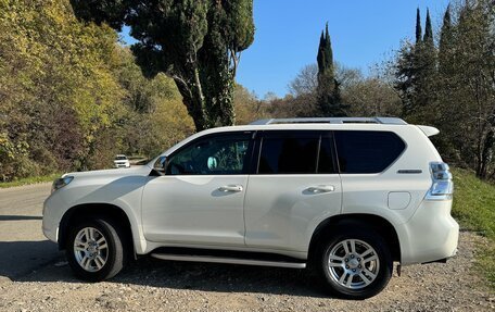 Toyota Land Cruiser Prado 150 рестайлинг 2, 2010 год, 3 350 000 рублей, 8 фотография