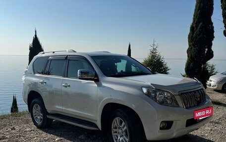 Toyota Land Cruiser Prado 150 рестайлинг 2, 2010 год, 3 350 000 рублей, 4 фотография