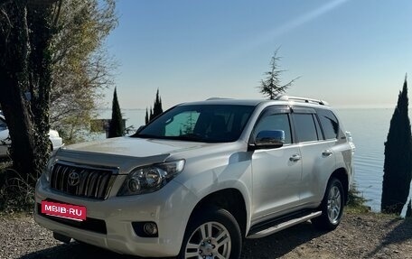 Toyota Land Cruiser Prado 150 рестайлинг 2, 2010 год, 3 350 000 рублей, 9 фотография