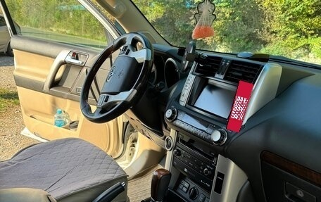 Toyota Land Cruiser Prado 150 рестайлинг 2, 2010 год, 3 350 000 рублей, 10 фотография