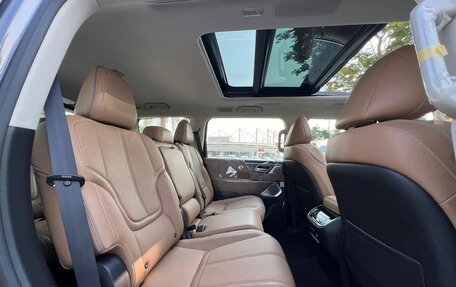 Infiniti QX80, 2025 год, 18 990 000 рублей, 15 фотография