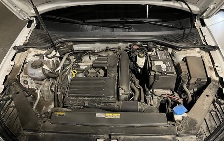 Volkswagen Passat B8 рестайлинг, 2021 год, 3 500 000 рублей, 10 фотография