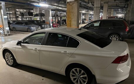 Volkswagen Passat B8 рестайлинг, 2021 год, 3 500 000 рублей, 14 фотография