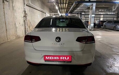 Volkswagen Passat B8 рестайлинг, 2021 год, 3 500 000 рублей, 12 фотография