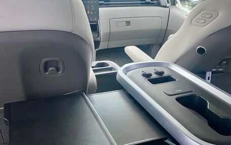 Hyundai Staria, 2022 год, 8 450 000 рублей, 7 фотография