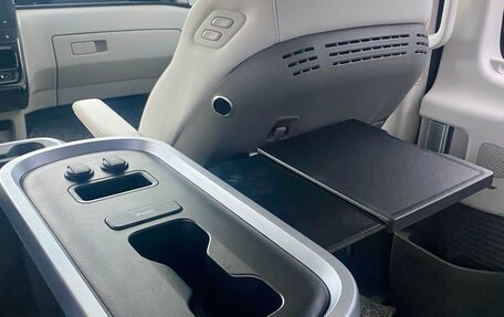 Hyundai Staria, 2022 год, 8 450 000 рублей, 8 фотография