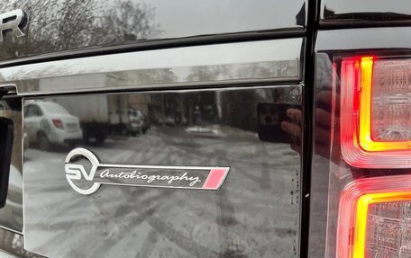 Land Rover Range Rover IV рестайлинг, 2017 год, 7 800 000 рублей, 10 фотография