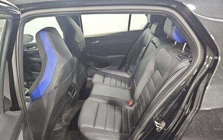 Volkswagen Golf R, 2025 год, 7 049 000 рублей, 19 фотография