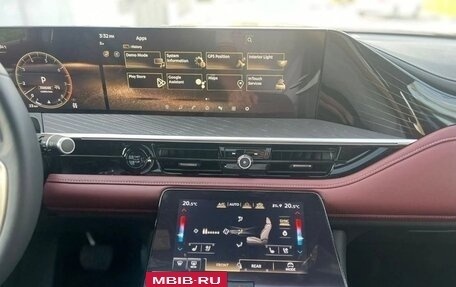 Infiniti QX80, 2025 год, 20 390 000 рублей, 16 фотография