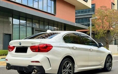 BMW 1 серия, 2022 год, 1 792 000 рублей, 5 фотография