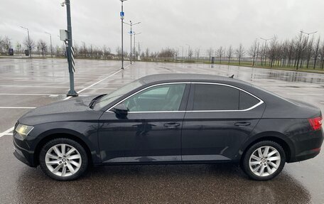 Skoda Superb III рестайлинг, 2018 год, 1 950 000 рублей, 3 фотография