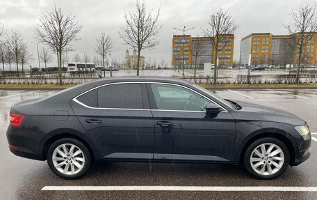 Skoda Superb III рестайлинг, 2018 год, 1 950 000 рублей, 7 фотография