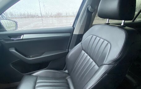 Skoda Superb III рестайлинг, 2018 год, 1 950 000 рублей, 11 фотография