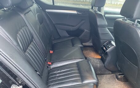 Skoda Superb III рестайлинг, 2018 год, 1 950 000 рублей, 16 фотография