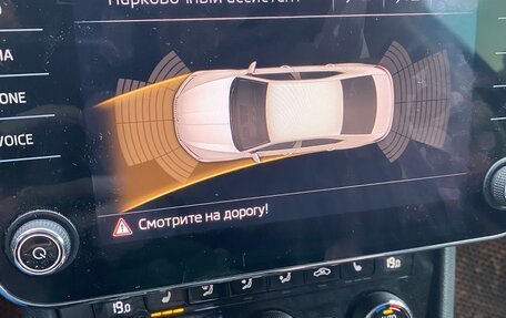 Skoda Superb III рестайлинг, 2018 год, 1 950 000 рублей, 20 фотография