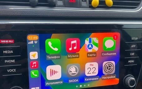 Skoda Superb III рестайлинг, 2018 год, 1 950 000 рублей, 21 фотография