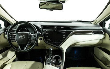 Toyota Camry, 2020 год, 3 399 700 рублей, 13 фотография