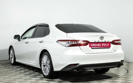 Toyota Camry, 2020 год, 3 399 700 рублей, 7 фотография