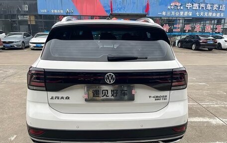 Volkswagen T-Cross I, 2021 год, 1 199 999 рублей, 6 фотография