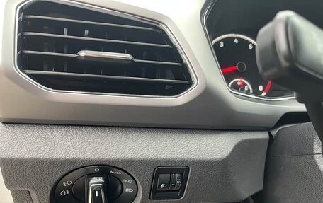 Volkswagen T-Cross I, 2021 год, 1 199 999 рублей, 10 фотография