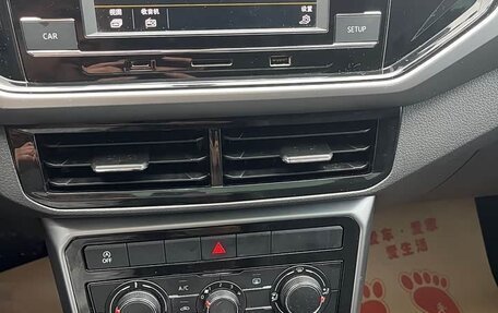 Volkswagen T-Cross I, 2021 год, 1 199 999 рублей, 11 фотография