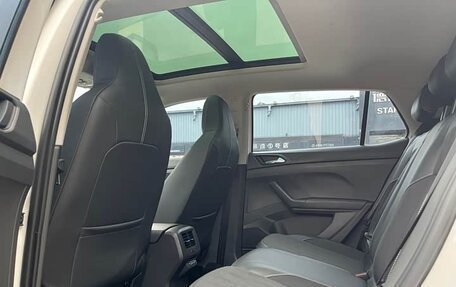 Volkswagen T-Cross I, 2021 год, 1 199 999 рублей, 15 фотография