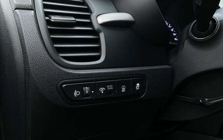 KIA Rio IV, 2018 год, 1 589 000 рублей, 19 фотография