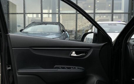 KIA Rio IV, 2018 год, 1 589 000 рублей, 17 фотография