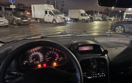 Mitsubishi Carisma I, 1999 год, 85 000 рублей, 9 фотография