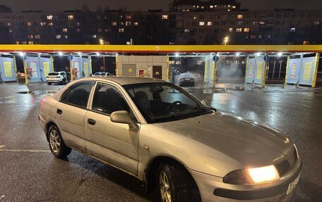 Mitsubishi Carisma I, 1999 год, 85 000 рублей, 6 фотография