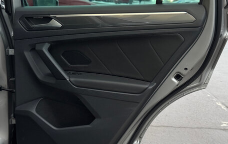 Volkswagen Tiguan II, 2019 год, 3 300 000 рублей, 22 фотография