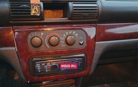 Dodge Stratus II, 2001 год, 350 000 рублей, 13 фотография