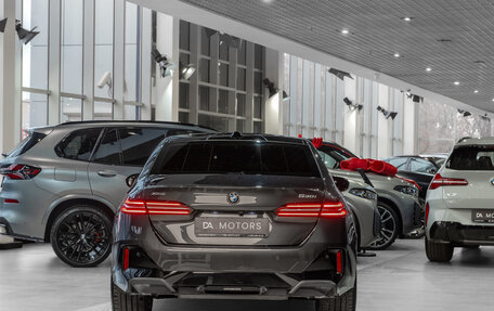 BMW 5 серия, 2023 год, 8 200 000 рублей, 5 фотография