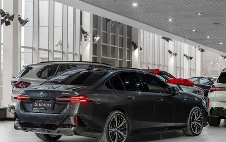 BMW 5 серия, 2023 год, 8 200 000 рублей, 4 фотография