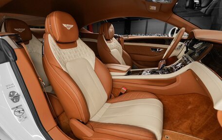 Bentley Continental GT III, 2020 год, 18 500 000 рублей, 24 фотография