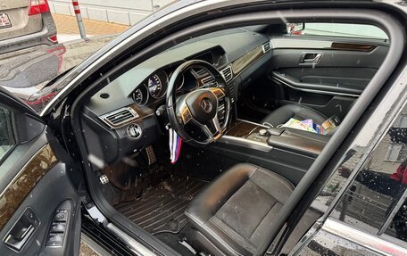 Mercedes-Benz E-Класс, 2013 год, 2 100 000 рублей, 8 фотография