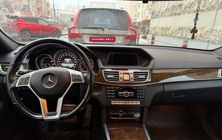 Mercedes-Benz E-Класс, 2013 год, 2 100 000 рублей, 6 фотография