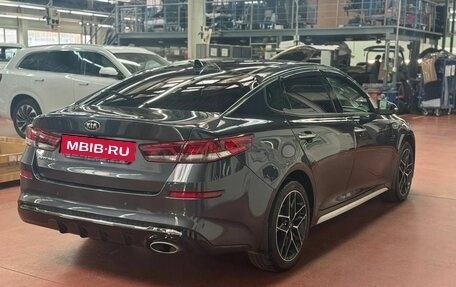 KIA Optima IV, 2019 год, 2 370 000 рублей, 2 фотография