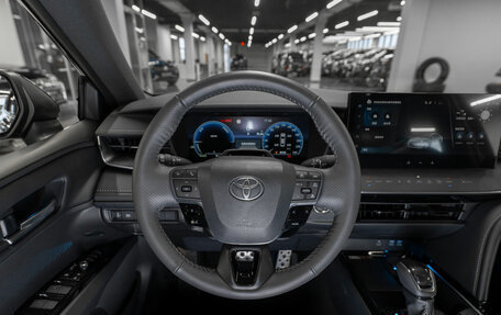 Toyota Camry, 2025 год, 4 700 000 рублей, 11 фотография