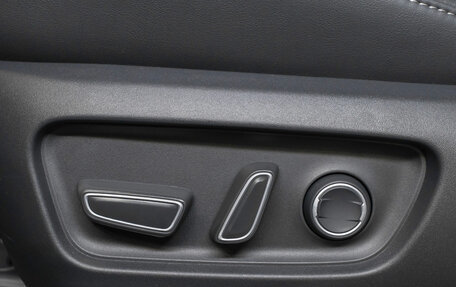 Toyota Camry, 2025 год, 4 700 000 рублей, 17 фотография